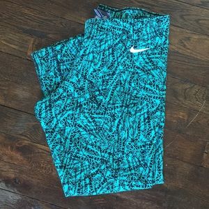 Nike workout leggings